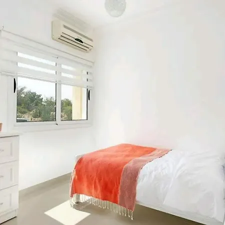 Apartmán Amazing Sea View -3 Bed Ground Floor Garden Kyrenia (Northern Cyprus)
