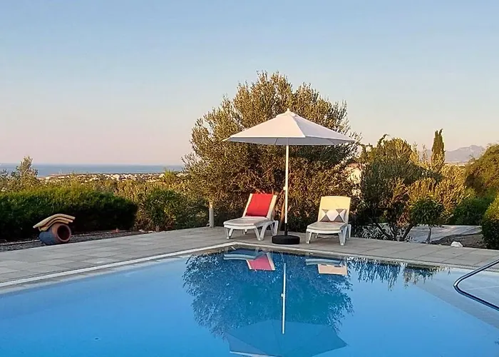 Amazing Sea View -3 Bed Ground Floor Garden Kyrenia (Northern Cyprus)